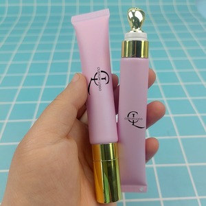 2026 Heißer Verkauf Veganes Aufpolsterndes Klares Lippenöl Tint Tierversuchsfreies Frucht-Farbwechsel-Lippenöl mit Massagekopf Quetschtube - Product Image 1