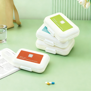 Portable Rectangular PP Medicine Box with Independent Compartments Multi-Functional Dustproof On-the-Go Pill Case