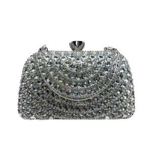 Bruidsfeestjurk met strass steentjes, dames handtas met kralen en kristallen, clutch voor gala's - Product Image 2
