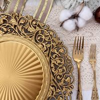 Assiette de présentation en mélamine personnalisée de luxe, ronde, dorée, à motif creux, 13 pouces, pour banquet, mariage, décoration de fête