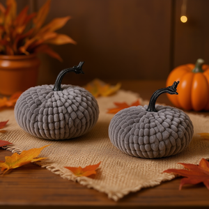 Decorazioni in ciniglia a forma di zucca 6.5x6.5x6 H Grigio Set da 2 per autunno, Ringraziamento e decorazioni per la raccolta - Product Image 2