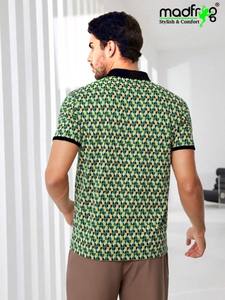 เสื้อยืดคอโปโลพิมพ์ลายแอบสแตรกสำหรับผู้ชายเสื้อยืดครึ่งแขนขนาดพอดีตัวสวมใส่สบาย - Product Image 3