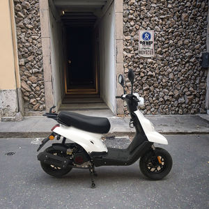 Petit scooter 50cc trottinette légère et économique, modèle le plus vendu avec certification cee - Product Image 3