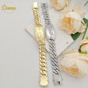 Pulsera Religiosa Popular Punk Única con Diseño de la Diosa Guadalupe del Día de Muertos Sosteniendo la Guadaña, con Zirconia, Plata 14k y Oro Laminado de Tres Tonos - Product Image 5