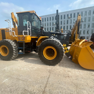 รถตักล้อยาง ZL50GN 5 ตัน เครื่องยนต์ 162 กิโลวัตต์ รถก่อสร้างมือสองสำหรับขาย - Product Image 1