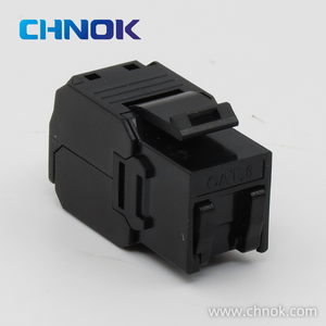 โมดูลเชื่อมต่อเครือข่ายแจ็คหลัก90องศาสำหรับแผงแพทช์24-26AWG RJ45สีขาวได้รับการรับรองมาตรฐาน8P8C T568A <span class=keywords><strong>Cat6</strong></span> UTP - Product Image 2