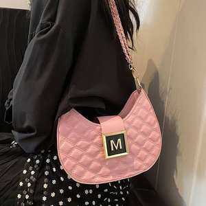 กระเป๋าสะพายไหล่สตรีสไตล์เรโทร กระเป๋าสะพายไหล่สตรีลายตารางเพชรแฟชั่นพร้อมซิปโซ่ - Product Image 2