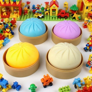 Juguete Blandito Gigante con Purpurina, Dumplings Arcoíris, Juguetes Sensoriales Antiestrés, Dumplings Suaves para Niños - Product Image 5
