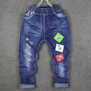 Jeans para Niños con Diseños Bordados, Estilo Nuevo, Venta al Por Mayor de Fábrica China - Product Image 1