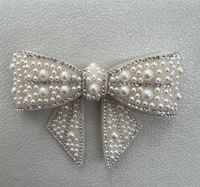 Élégante Broche Nœud Multicolore Scintillante Ornée de Perles et Strass, Ornement de Mode pour Vêtements, Sacs, Chapeaux, Coques de Téléphone Personnalisées