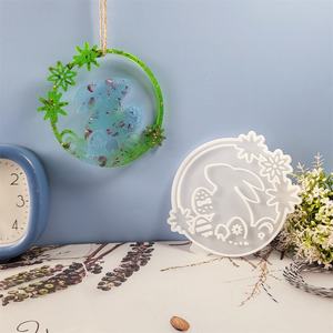 Moules de coulée en résine faits à la main pour bricolage Ins Style ornements décoratifs couronne de fleurs en Silicone pour lapin pendentif moule X0399 gâteau à - Product Image 6
