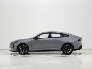 Nouvelle Véhicule Électrique Berline IDD Hybride Intelligente Changan UNI-V 2ème Génération 2024 pour Trajets Urbains et Voyages en Famille - Offre Spéciale - Product Image 3