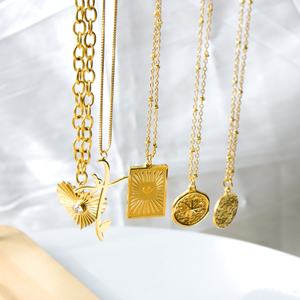 Collar de Acero Inoxidable con Colgante de Moda, Chapado en Oro de 18k, Estilo Hip Hop, para Mujer - Product Image 1