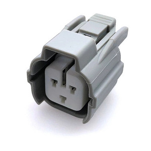 Conector Automotriz 6189-0131, Conector Macho y Hembra de Plástico Gris para Arnés de Cableado de Automóvil, IP20 - Product Image 1
