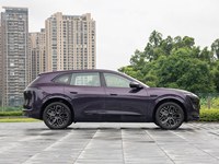 AVATR 07L Ultra Tri Motor EV SUV électrique pur 5 places, grand SUV de luxe de taille moyenne, véhicule à énergie nouvelle en stock