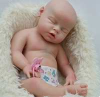 Poupée Reborn en Silicone Solide de 50 cm, Jouet de Simulation Bébé Réaliste qui Boit et Mouille, Garçon Fille pour Cadeau Enfant