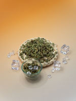 Thé aux herbes chinoises, thé naturel aux feuilles de menthe séchées, menthe verte, boisson fraîche d'été
