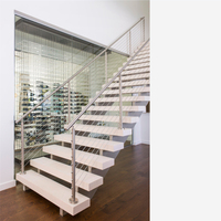 Escalier à poutre simple léger, look élégant pour la décoration intérieure moderne