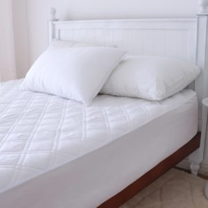 <strong>Bed</strong> Cover Mattress Cover Quilted Style 100% Polyester <strong>Waterproof</strong> Mattress <strong>Protector</strong>, <strong>Waterproof</strong> Woven Adults <strong>Bed</strong> Mat - Product Image 1