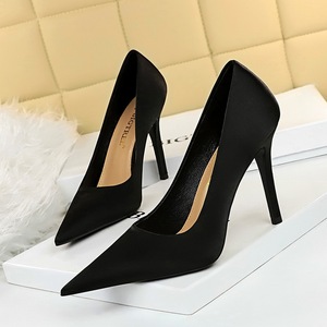 Novedad 2025, Zapatos de Tacón de Alta Calidad con Logotipo Personalizado al por Mayor, Zapatos Cómodos y Modernos para Mujer - Product Image 3