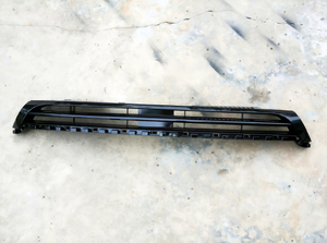 <span class=keywords><strong>Calandre</strong></span> avant, <span class=keywords><strong>calandre</strong></span> centrale, <span class=keywords><strong>calandre</strong></span> supérieure, compatible avec le pare-chocs V-W <span class=keywords><strong>Scirocco</strong></span> R 2009-2014 - Product Image 5