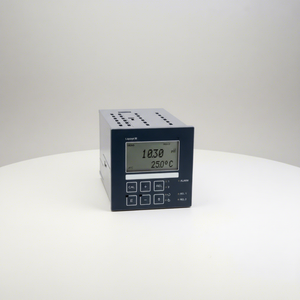 Transmetteur de pH/ORP Liquisys M CPM223-MR0005 pour contrôle industriel, 100-230 VCA, prise en charge analogique et Memosens - Product Image 4