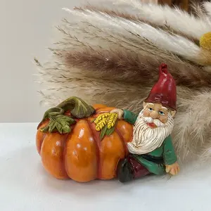 Decoración de otoño resina calabaza estatua de gnomos de jardín Gnomo de resina polivinílica con calabaza para dar gracias regalo decoración al aire libre