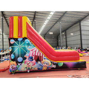 Toboggan gonflable de carnaval avec des graphismes de <span class=keywords><strong>clown</strong></span> colorés et un design à rayures rouges et jaunes pour les centres de divertissement familial <span class=keywords><strong>en</strong></span> intérieur - Product Image 3