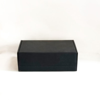 Boîtes d'expédition carrées avec logo personnalisé Boîtes cadeaux d'expédition réutilisables pour vêtements Casquettes