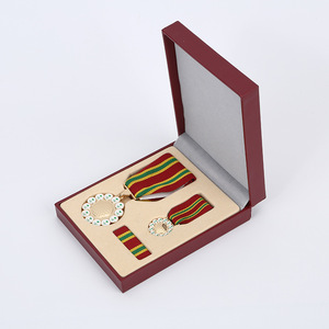 Broches en émail personnalisées, badges métalliques de forme irrégulière, sans nickel, cadeaux d'affaires, souvenirs, artisanat - Product Image 2