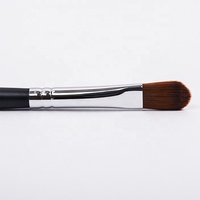 Kuas Concealer Wajah Tunggal Berkualitas Tinggi Dongshen DM-SM08 dengan Bulu Sintetis Fiber, Gagang Kayu, dan Label Pribadi