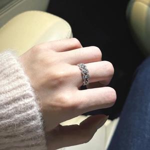 Anillo de Plata de Ley S925 con Encaje Elegante y Exquisito con Incrustaciones de Diamantes, Anillo de Capas Cerradas para Mujer, Accesorio de Alta Gama y Moda - Product Image 5