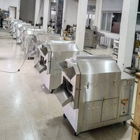 Grand tambour commercial de torréfaction de café d'arachide, de cacao et de soja pour le séchage des noix Machine à rôtir les grains de chauffage au gaz pour enfants emballée dans un sac