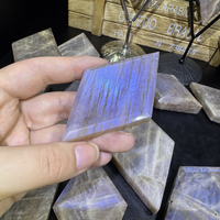 Offre Spéciale naturel manuel sculpture polissage cristal pierre de guérison lune pierre losange pour la méditation