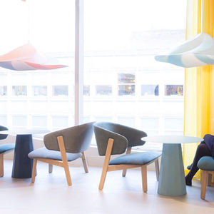 Ensemble de mobilier d'hôtel moderne pour centre urbain, panneaux en bois, chambre et salon, projet FF&E personnalisé, solutions hôtelières pour boutiques urbaines - Product Image 2