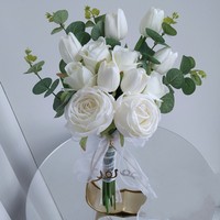 Künstlicher Blumenstrauß Rose Brautstrauß Handgebundener Strauß für Hochzeitsdekoration