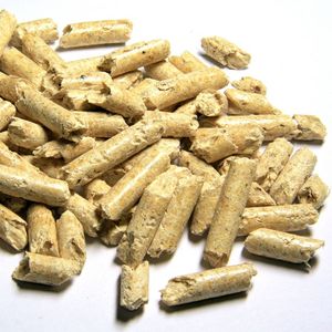 Granulés de bois de pin de qualité supérieure 6 mm EN Plus A1, haute efficacité de combustion, OEM disponible, combustible biomasse - Product Image 5