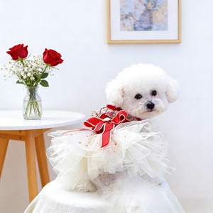 ชุดเดรสสัตว์เลี้ยงสีแดงกำมะหยี่พร้อมกระโปรงผ้าทูลสีขาวสำหรับสุนัขและแมว เสื้อผ้าลูกสุนัขตัวเล็ก ชุดวันหยุดสำหรับเทศกาล - Product Image 4