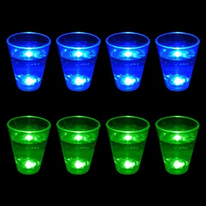Gelas minum LED multiwarna aktif cairan gelas minum cahaya menyenangkan gelas minum LED 2 oz gelas minum pesta bersinar