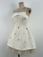 S-XL Großhandel Französisches Hochwertiges Perlenbesetztes Schleifenkleid - Vietnamesisches Nischendesign Elegantes Damen-Freizeitkleid Sommer Hochgeschnittenes A-Linien-Kurzkleid