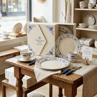 Service de vaisselle en céramique bleu et blanc à fleurs, style campagne française, avec décor vintage, assiettes en porcelaine pour mariages, banquets, hôtels et vente au détail