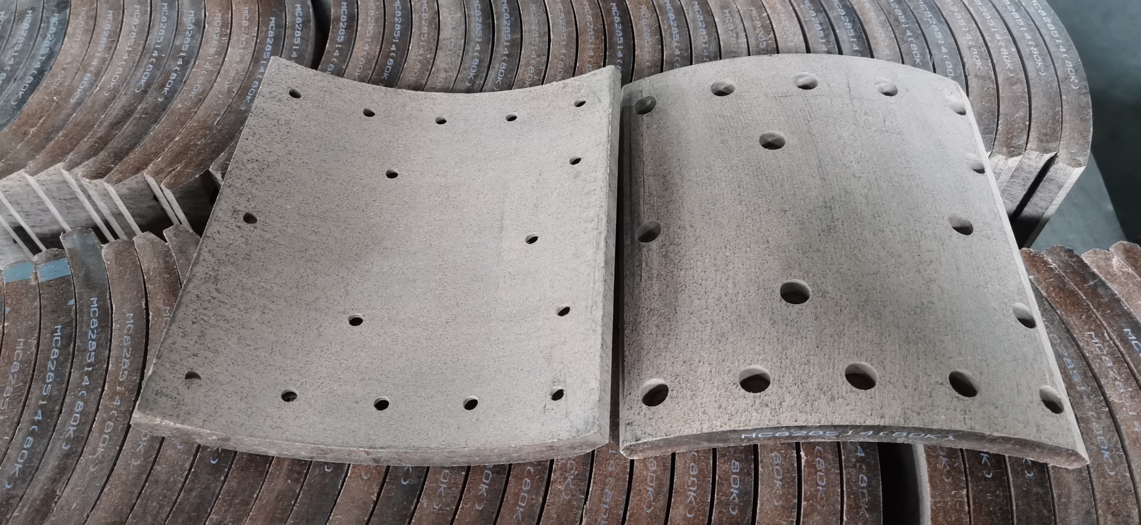 ぷちこ。　1202 MC832470/MC828514 Brake Lining for Japanese Truck Brakes