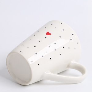 <b>Ceramic</b> Mug With Heart Pattern Minimalist Design For Coffee Or Milk Home Use Large Capacity - Product Image 1