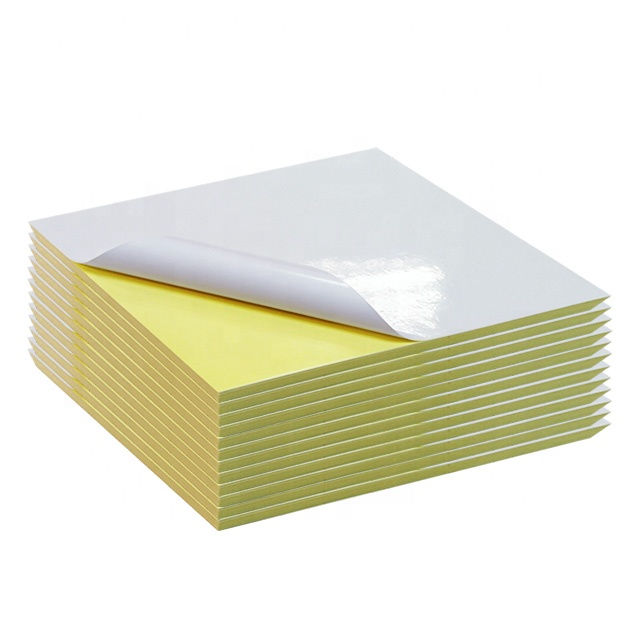 Amazon.com: Papel adhesivo de vinilo imprimible de alta calidad para tu  impresora de inyección de tinta y láser, 15 hojas de papel adhesivo  impermeable transparente helado, se seca rápidamente y sostiene la