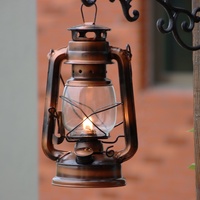 Lampe à pétrole vintage portable en métal de style ancien chinois, lanterne en fer antique pour la décoration de la maison