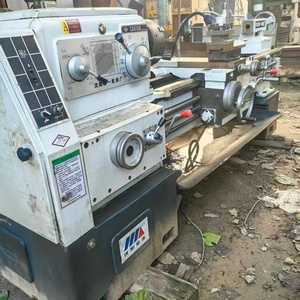 Torno Mecánico Convencional de Alta Precisión Ca6250 de Segunda Mano en Venta - Product Image 1