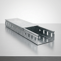 Système de support de câbles extérieur anti-corrosion en acier galvanisé à verrouillage automatique pour applications industrielles lourdes, avec chemin de câbles fermé