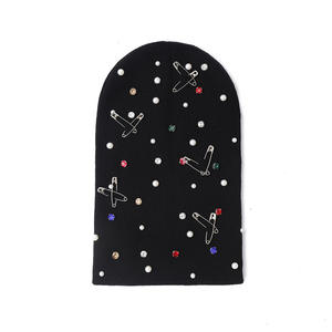 HZM-25683 Berretti di Alta Qualità con Spilla di Sicurezza, Caldi e Confortevoli Berretti Invernali con Strass - Product Image 2