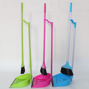 Balai et pelle en plastique pour l'intérieur, balayage en plastique PP, articles à 1 dollar, ensemble de balai - Product Image 2