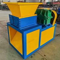 Broyeur à double axe de type 400, type 600, type 800 pour déchets électroniques, plastiques, vieux vêtements, matelas et tissus usagés